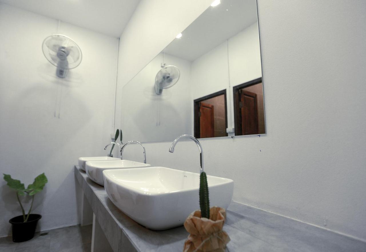Petit Espace Boutique Hostel Vientiane Dış mekan fotoğraf